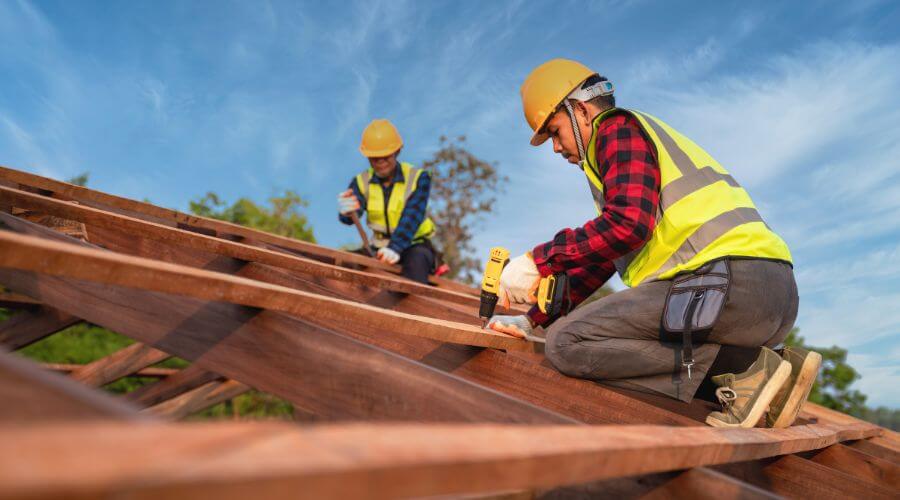 Expert Emergency Roof Repairs services in Fenton, IL